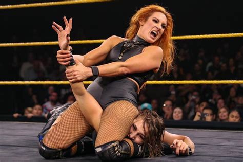 Becky Lynchs Top 5 Feuds When She Returns To Wwe Raw Or Smackdown