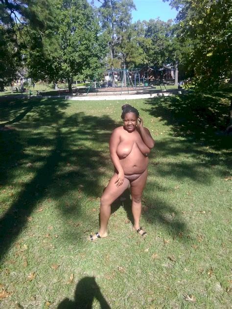 Bbw Naked In Public Shesfreaky