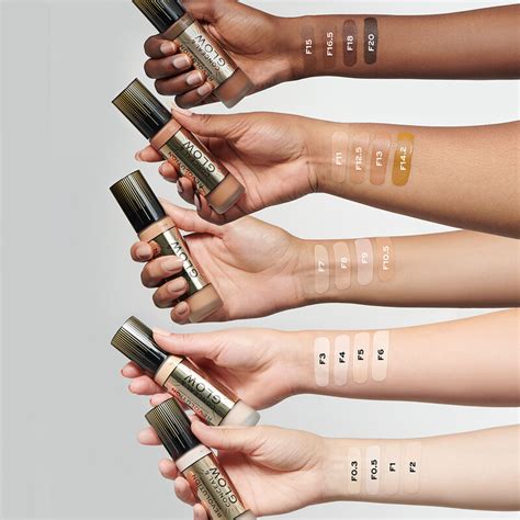 Makeup Revolution Conceal And Glow Foundation F1 23ml Revolution