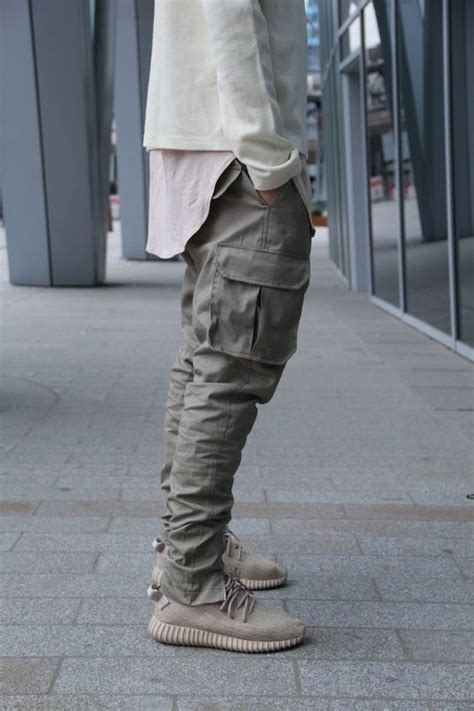 How To Style Yeezys Best Yeezy Outfit Ideas
