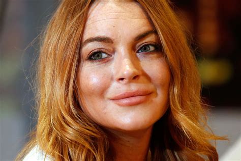 Lindsay Lohan I Was Racially Profiled For Wearing Headscarf At London Heathrow