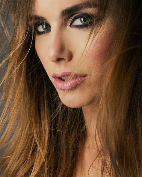 Angela Ponce Transgender Model Panosundaki Pin