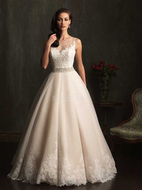 Vintage Ball Gown Wedding Dresses Wedding And Bridal Inspiration