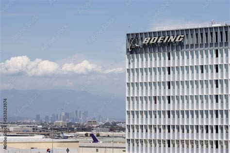 Foto De El Segundo Ca Usa May 10 2022 Exterior View Of The Boeing