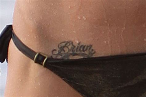 Easy online tattoo name creator. Hips Name Tattoo Ideas