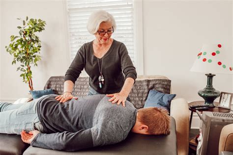 Massage Therapy Introduces New Mental Illness Treatments The Daily Universe