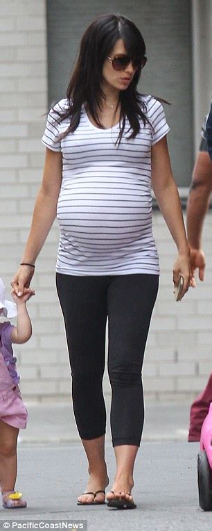 Pregnant Hilaria Baldwin Shows Offbaby Bump In NYC With Alec Daily