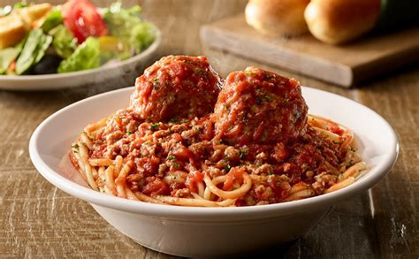 Spaghetti And Meatballs Lunch And Dinner Menu Olive Garden Italian