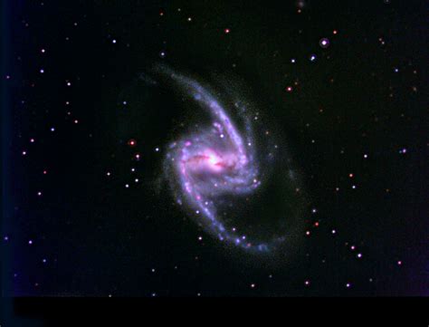 ngc1365 barred spiral galaxy