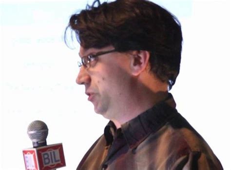 Curtis néven ír és ad elő dalokat. A Tech Conference That Bans Speakers for Their Politics ...