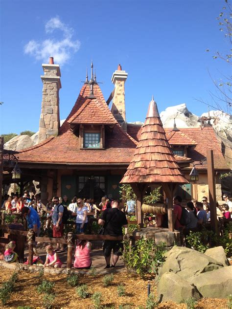 Maurices Cottage New Fantasyland Disney World Florida Fantasyland