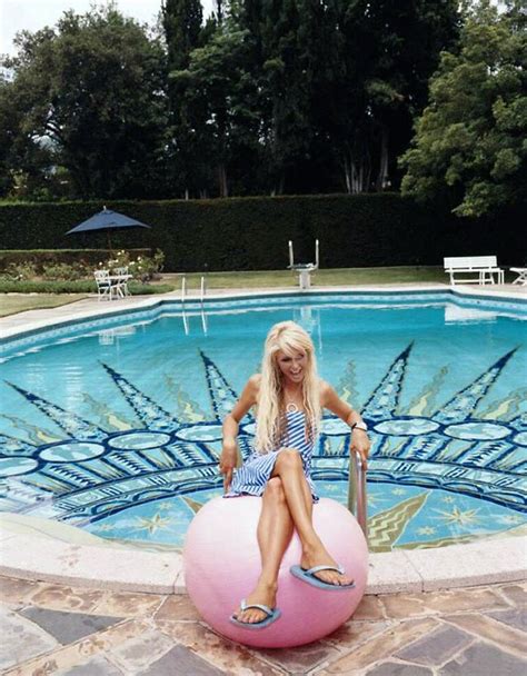 Paris Hilton Nude Pics And Famous Leaked Sex Tape Hot Sex Picture