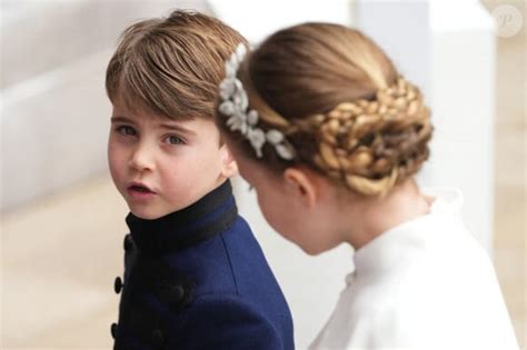 Photo Le Prince Louis De Galles Et La Princesse Charlotte De Galles Les Invités Arrivent à
