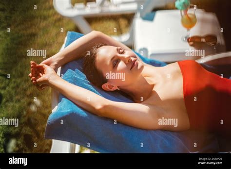 Beauty Sunbathing Hi Res Stock Photography And Images Alamy