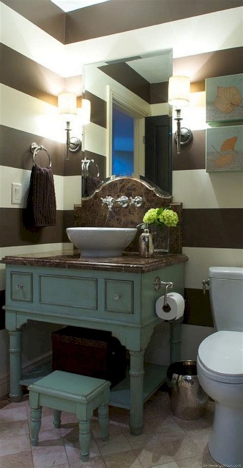 But while you may only consider incorporating art into your bedroom, living room, or entryway, there's one space that's often overlooked—the bathroom. 60+ Cute Paint Ideas Small Bathroom - Page 5 - Home Decor ...