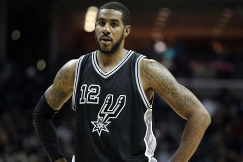 Report: LaMarcus Aldridge may be unhappy Kawhi Leonard is star of the show | Larry Brown Sports