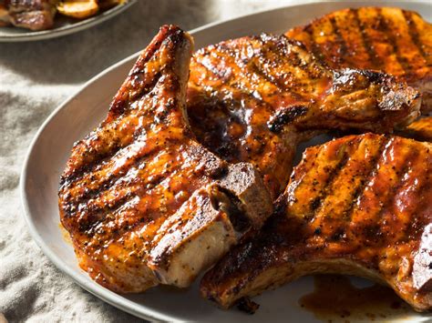 Côtelettes de porc au barbecue