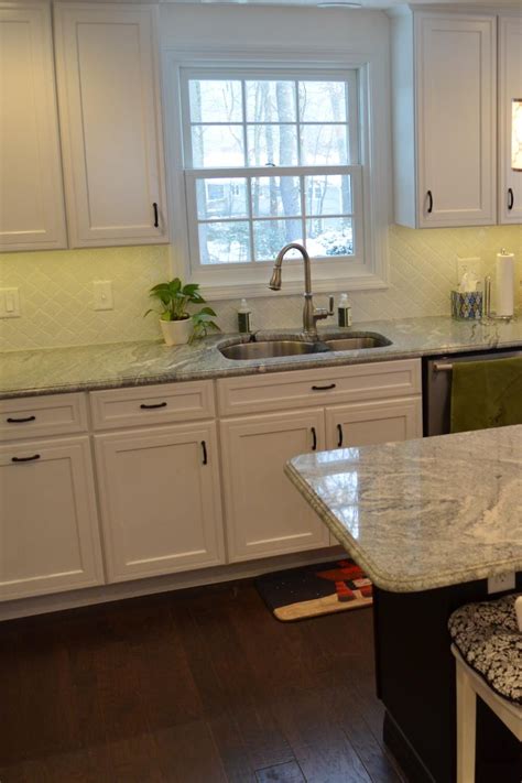 34 Best White Granite Countertops With White Cabinets