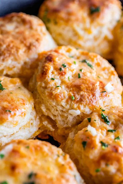 Cheddar Bay Biscuits The Food Charlatan