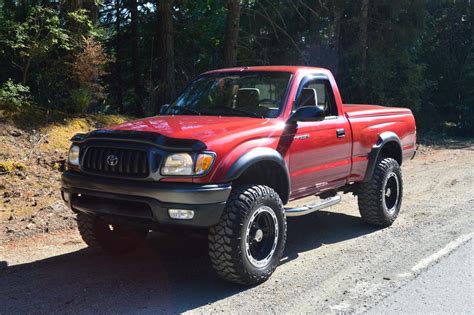 2004 Toyota Tacoma Regular Cab 4x4 5speed Rare Outside Victoria Victoria