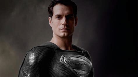 Justice League Snyders Cut Il Nuovo Costume Nero Di Superman