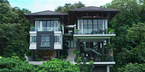 This is a villa that won my heart and i decided to build a similar one in the sims 4. Tropical Malaysian Residence Makes Its Hollywood Debut in ...