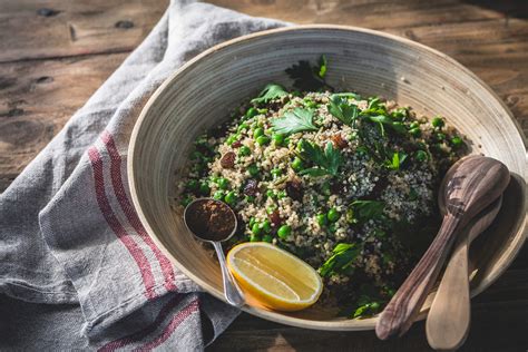Mixing multiple accents can sometimes confuse people, and not just beginners, so select just one accent (us or uk), perhaps us and master that first! How to Pronounce Quinoa: The Truth About Quinoa's ...