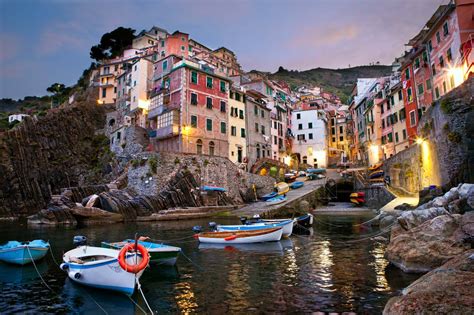 Since 1926, the cinque terre towns have been part of the province of la spezia. Cinque Terre Walking Holiday (self-guided) - Find Your Italy