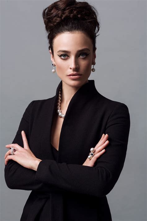 Jewelry Vision On Behance Headshots Women Business Portraits Woman