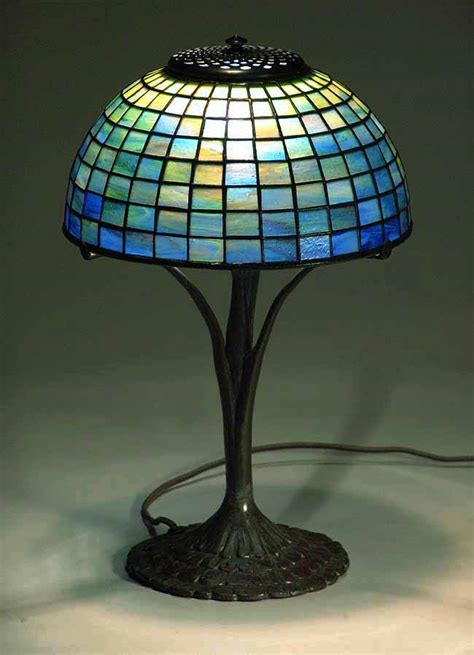 10 Plain Squares Leaded Glass Geometric Tiffany Lamp
