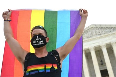 workers can t be fired for being gay or transgender supreme court rules the us sun the us sun