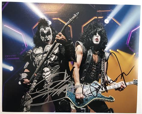 Aacs Autographs Paul Stanley And Gene Simmons Autographed Kiss Glossy