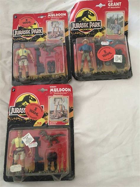 Vintage 1993 Kenner Vintage Jurassic Park Boxed Figures In Bethnal