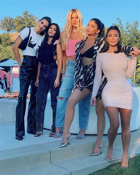 Fans Slam The Kardashians Season Finale For Not Being Authentic