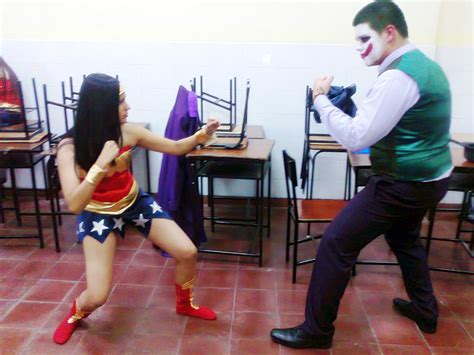 Wonder Woman Vs The Joker By Claudiarivaz On Deviantart
