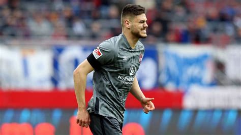 Fenerbahçe'den yapılan açıklama şu şekilde: 1. FC Nürnberg: Mavropanos erleidet schwere Beckenprellung ...