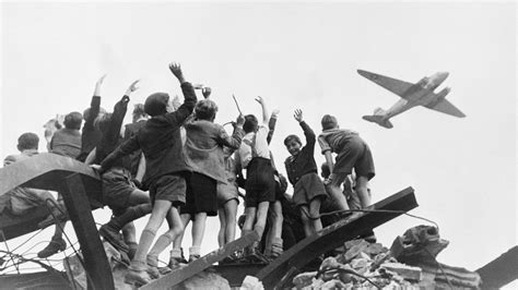 Berlin Airlift Definition Blockade And Date History