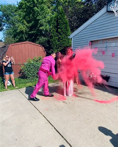 You Tried Top 25 Gender Reveal Fails Some Of The Funniest Gender Reaveal Fails Weve Ever