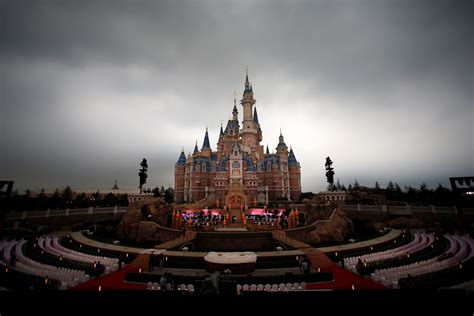 Disney Inaugura Su Primer Parque En China Fotos