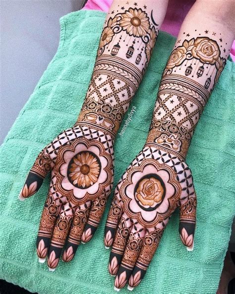 Pakistani Henna Mehndi Designs