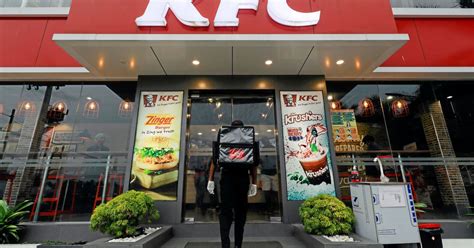 Call us or order online & don't forget to choose contactless delivery! Yum sees smaller KFC, Pizza Hut meal orders as dining out ...