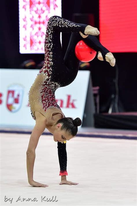 Yanika Vartlaan Minsk Gymnastique Rythmique Gymnastique Grs