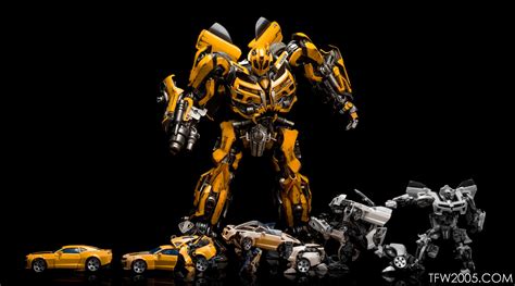 3a Transformers Bumblebee In Hand Review And Gallery Transformers News