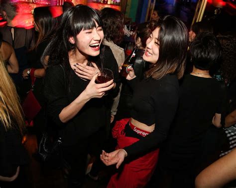 nyc lesbian nightlife how social clubs saved the lack of lesbian bars thrillist