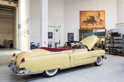 Un concept nou in romania, tiriac collection reuneste exemplare auto si motociclete rare din colectia domnului ion tiriac. Take a Tour of the Car Museum of the Richest Former ...