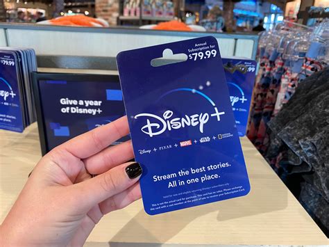 Treat Someone To A Year Of Disney With A T Card From Disney World