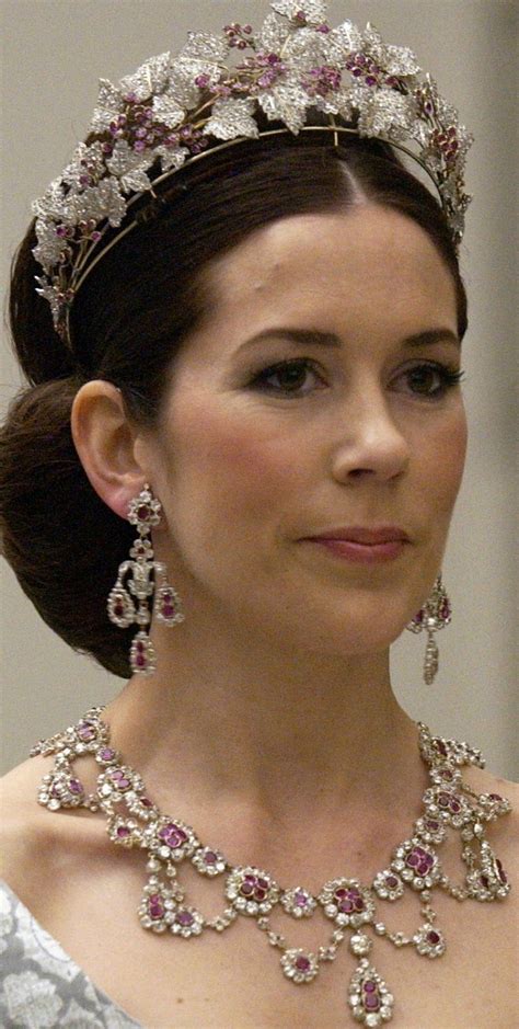 Crown Princess Mary Wore Queen Ingrids Ruby Set For The First Time 11
