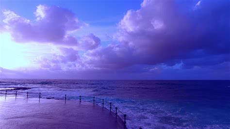 Purple Ocean Live Wallpaper