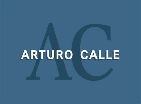 Arturo calle diseña, confecciona y comercializa prendas de vestir y accesorios para hombre, con estándares internacionales de calidad, precios justos y excelente servicio en sus puntos de venta. ARTURO CALLE - Plaza Central - Centro Comercial