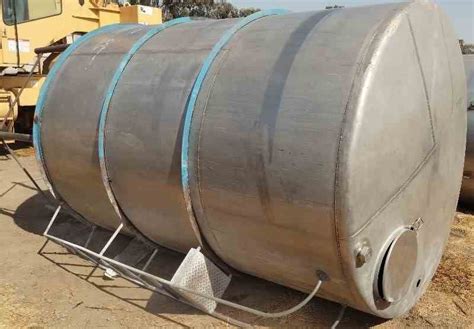 2000 Gal Stainless Steel Tank 21009 New Used And Surplus Equipment